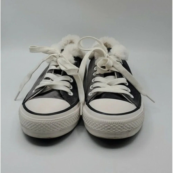 PJ Salvage Gray Velour and Faux Fur Sneakers Size 8 Flats Casual Fun Shoes - Picture 3 of 12